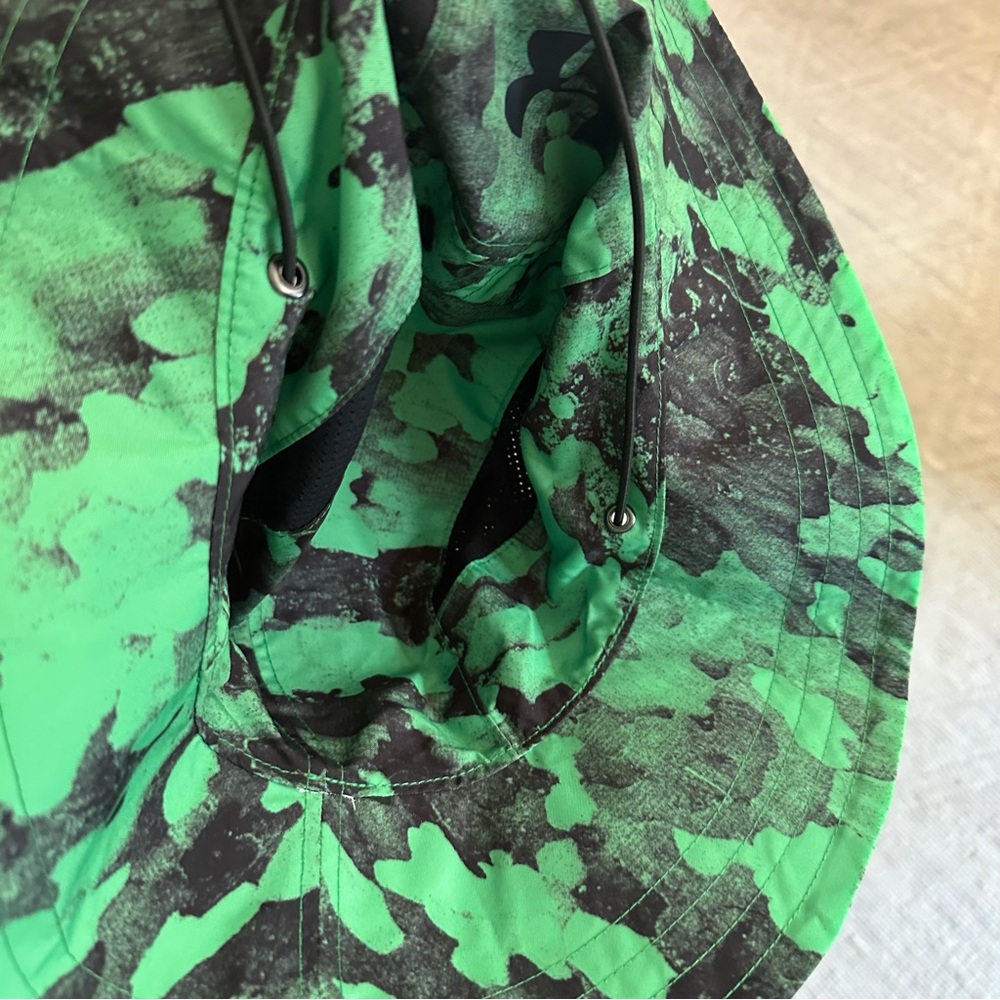 Under Armour Warrior 2.0 Reversible Bucket Hat - olive green/bright green-black - Picture 3 of 4
